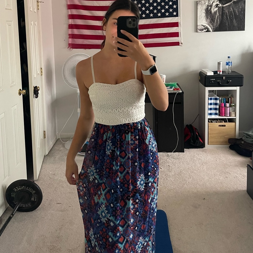 Lily Rose flowy dress size S